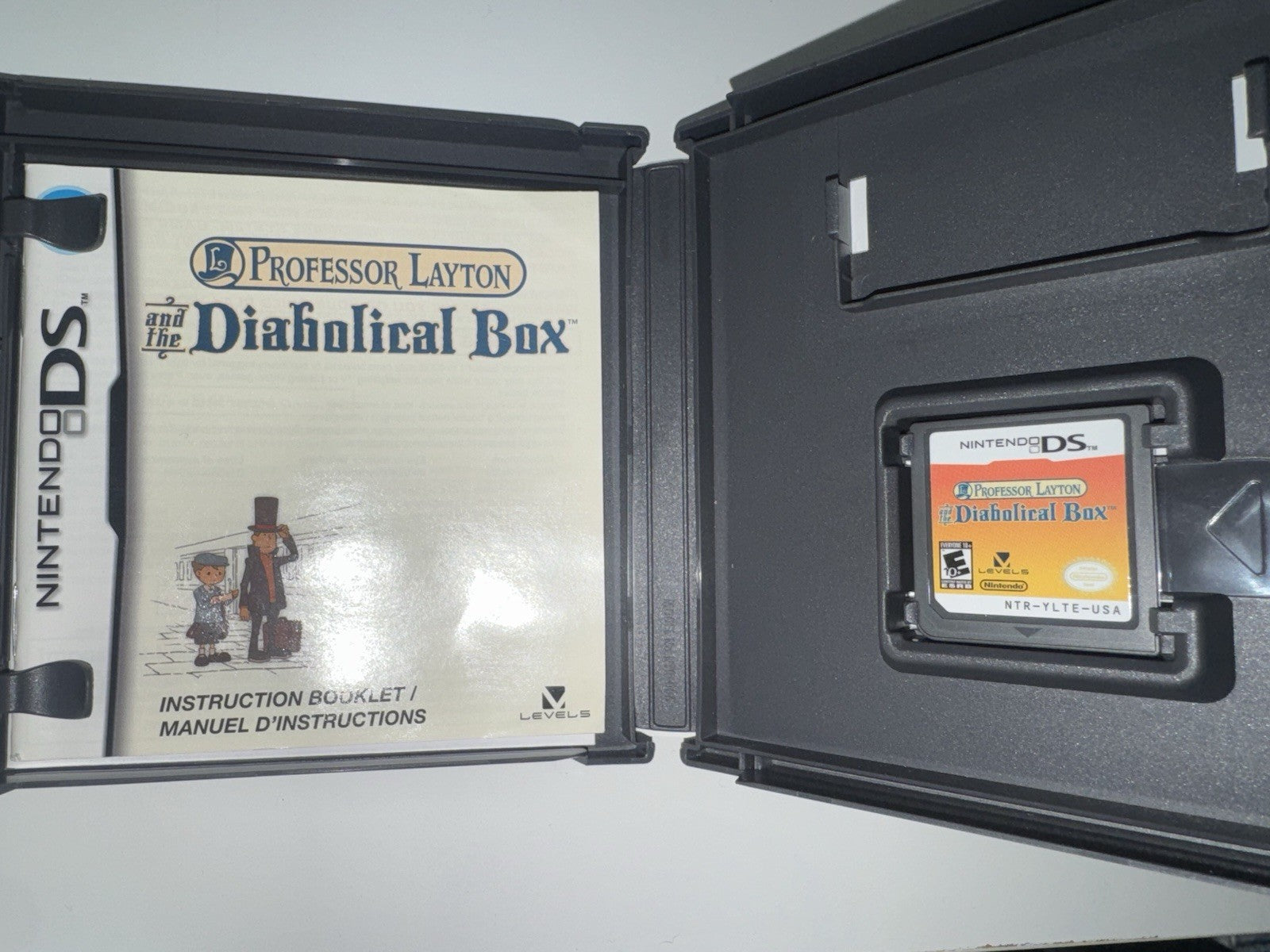 Professor Layton and the Diabolical Box (Nintendo DS, 2009) CIB COMPLETE DS