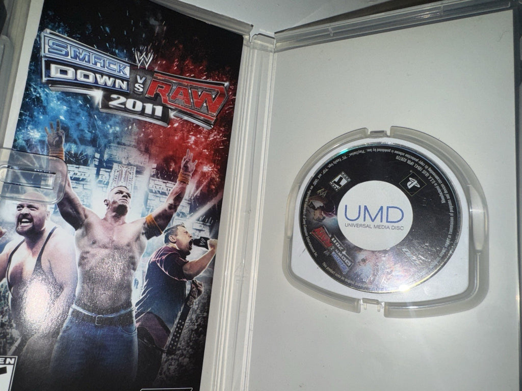 WWE SmackDown vs. Raw 2011 (Sony PSP, 2010) CIB COMPLETE + MANUAL PLAYSTATION