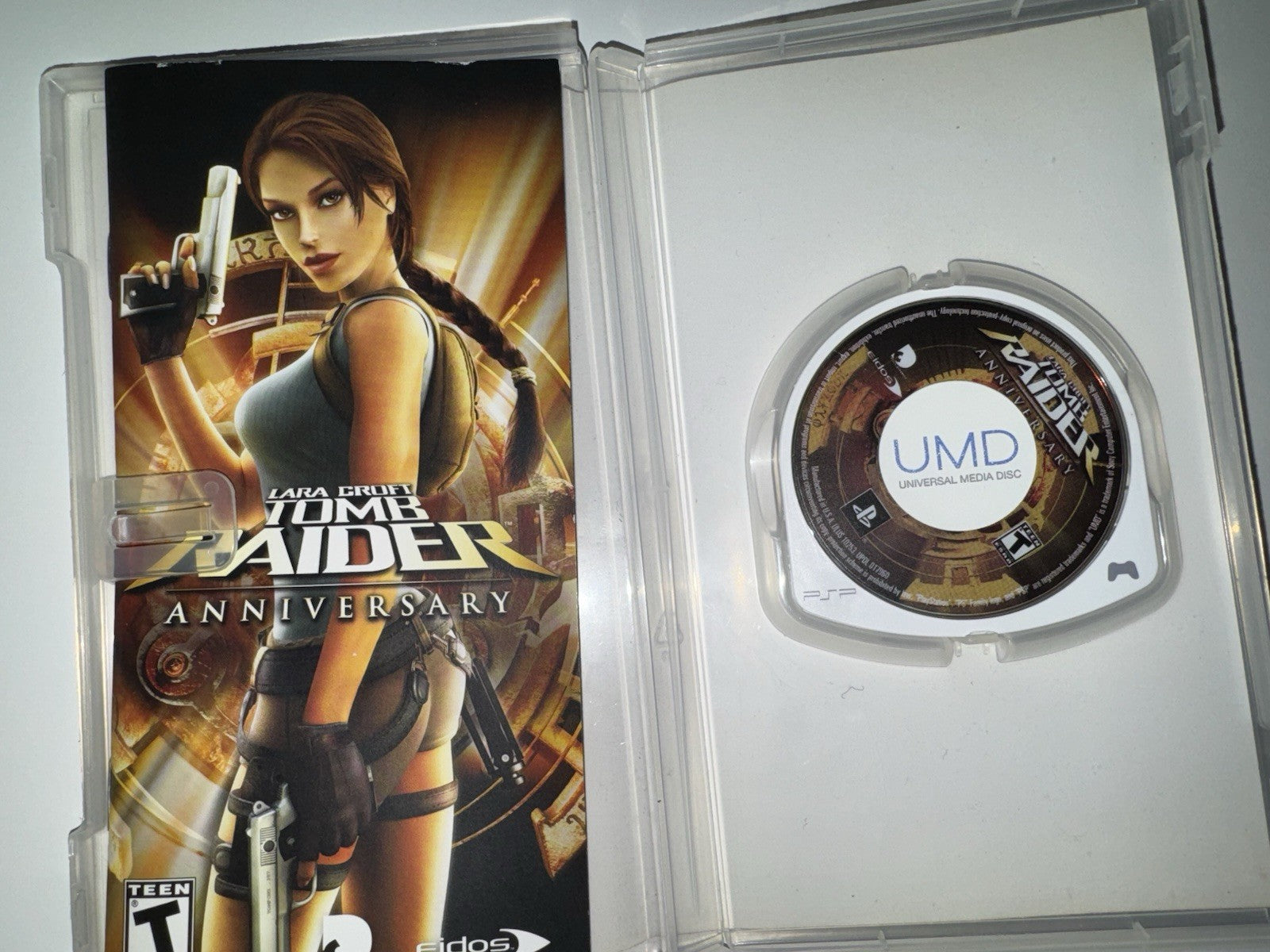 Lara Croft: Tomb Raider Anniversary (Sony PSP, 2007) CIB COMPLETE PSP