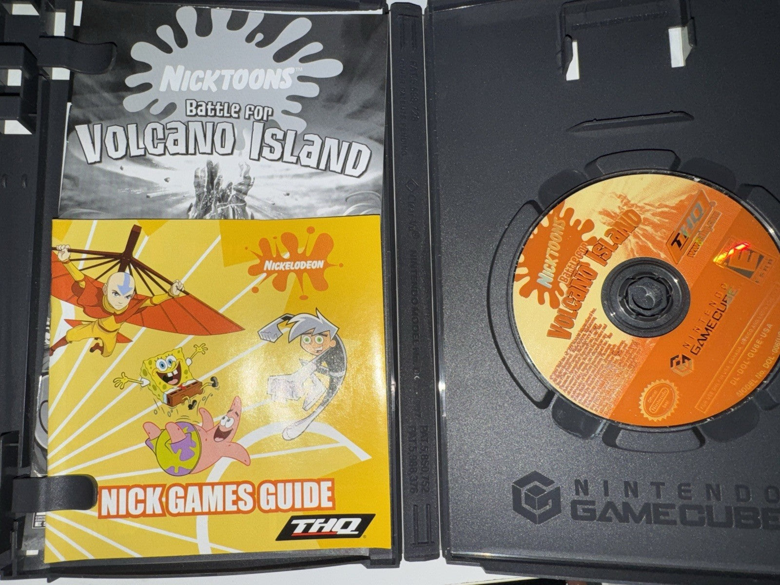 Nicktoons Battle for Volcano Island Nintendo GameCube, 2006 W/French Manual Only