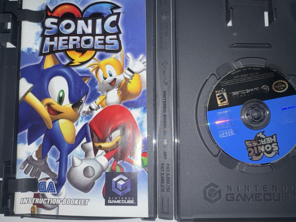 Sonic Heroes (Nintendo GameCube, 2004) CIB COMPLETE GC (Player’s Choice)