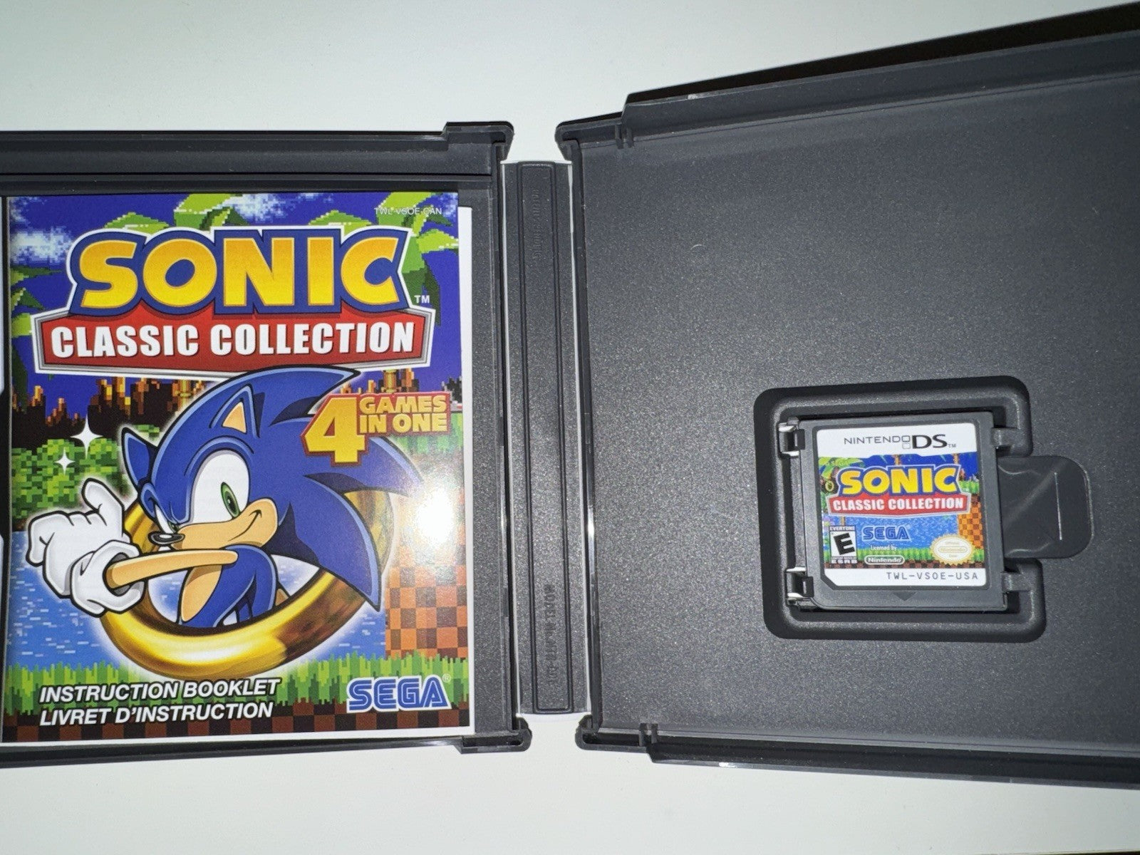 Sonic Classic Collection (Nintendo DS) CIB COMPLETE + MANUAL DS SEGA