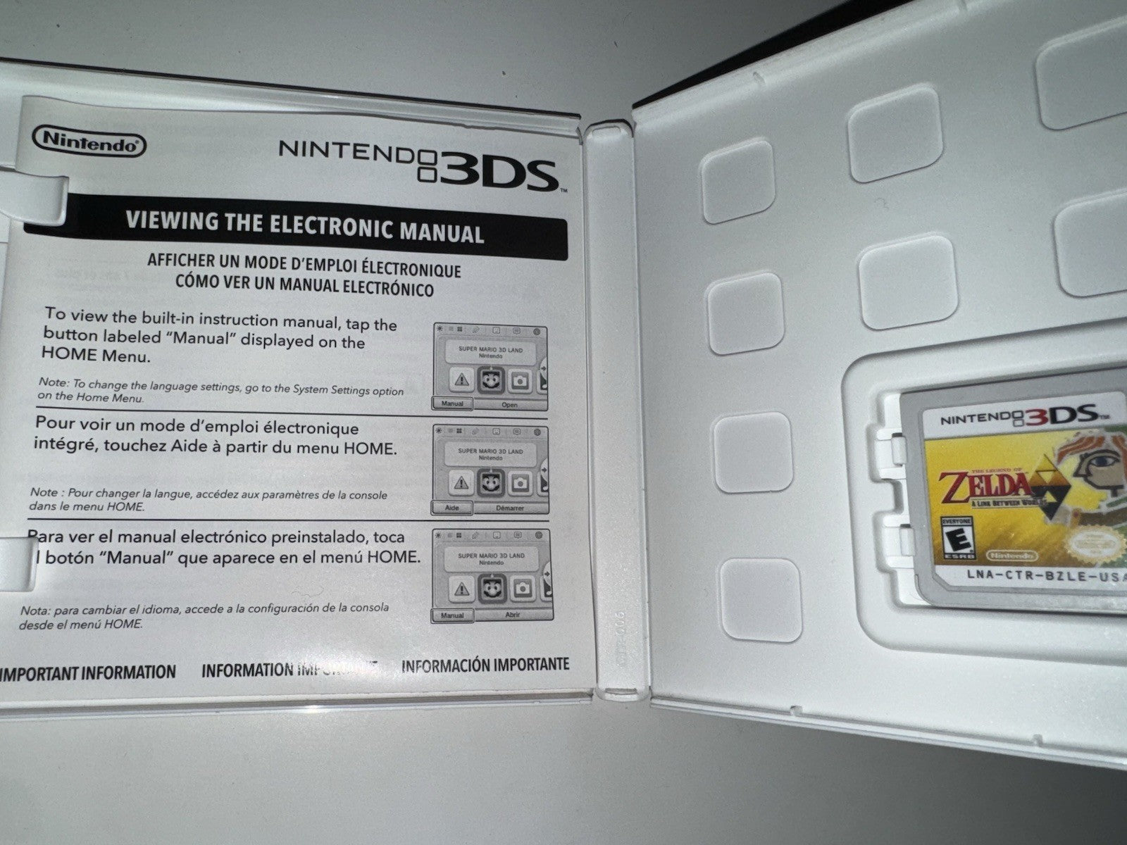 The Legend of Zelda: A Link Between Worlds (Nintendo 3DS, 2013) 3DS